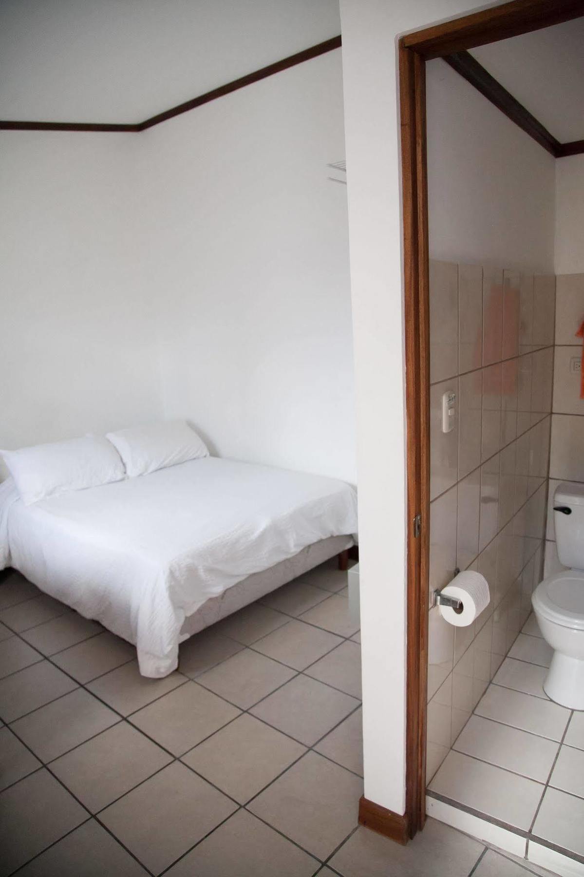 Casa Kibi Kibi Hotel San Jose  Bagian luar foto