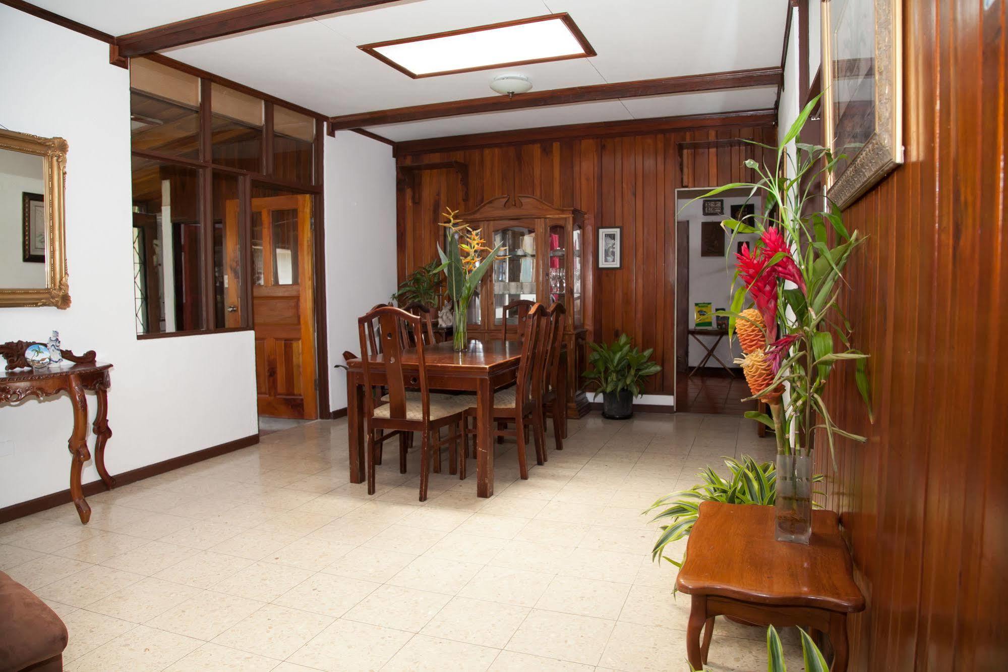 Casa Kibi Kibi Hotel San Jose  Bagian luar foto